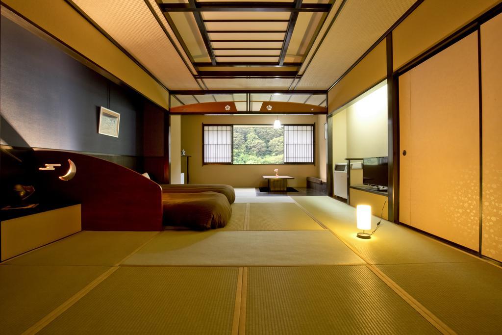 Takamiya Ryokan Beni Tozawa Δωμάτιο φωτογραφία