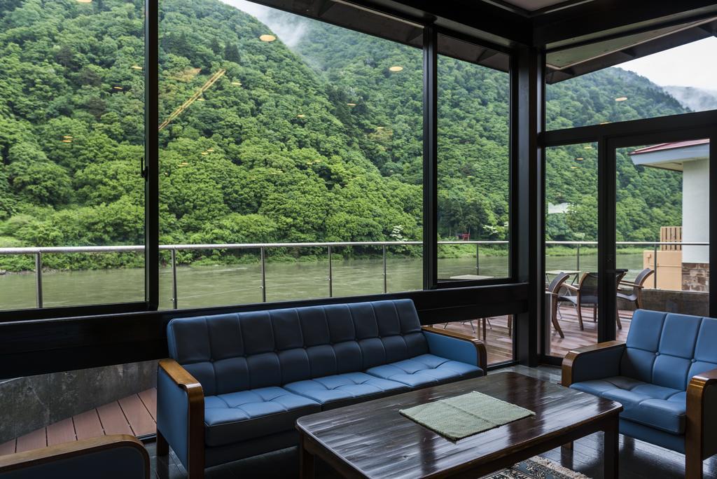 Takamiya Ryokan Beni Tozawa Εξωτερικό φωτογραφία