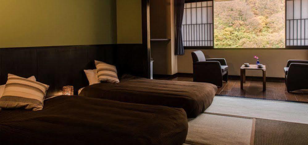 Takamiya Ryokan Beni Tozawa Εξωτερικό φωτογραφία
